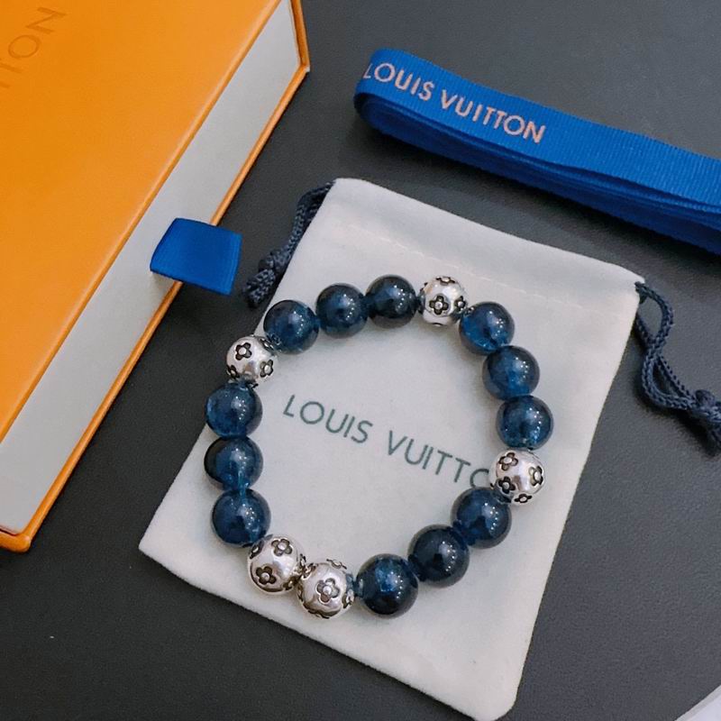 LV Bracelet 02lyr44